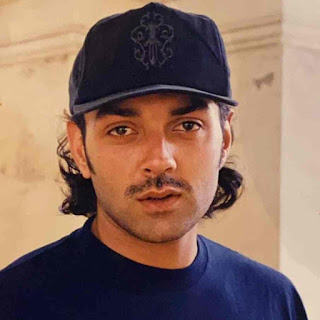 Aashram (Mx Player) Web Series Cast Name, Wiki, Review, Budget, Release