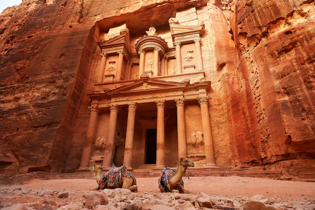 Khám phá vẻ đẹp thành phố cổ Petra