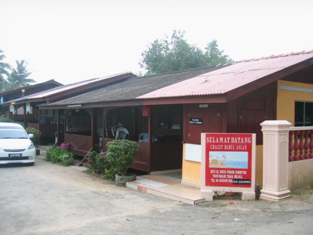 Chalet Pengkalan Balak Melaka: CHALET DARUL ASLAH