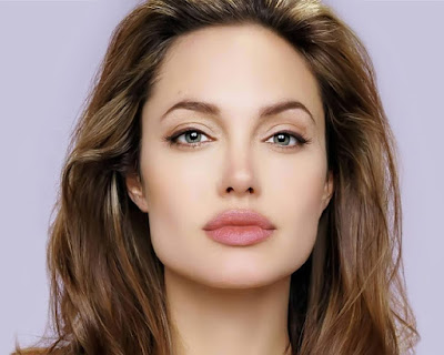 alt="eyebrow,brows,Square  face shape,Angelina Jolie,beauty,make up,celebrity,eyes,eye make up,eye,eyebrow shapes,face shape"