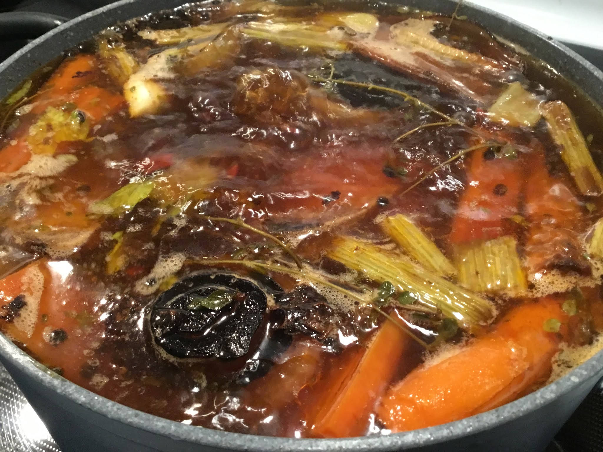 Les recettes de Clo et d'Oli Fonds de veau, sauce espagnole