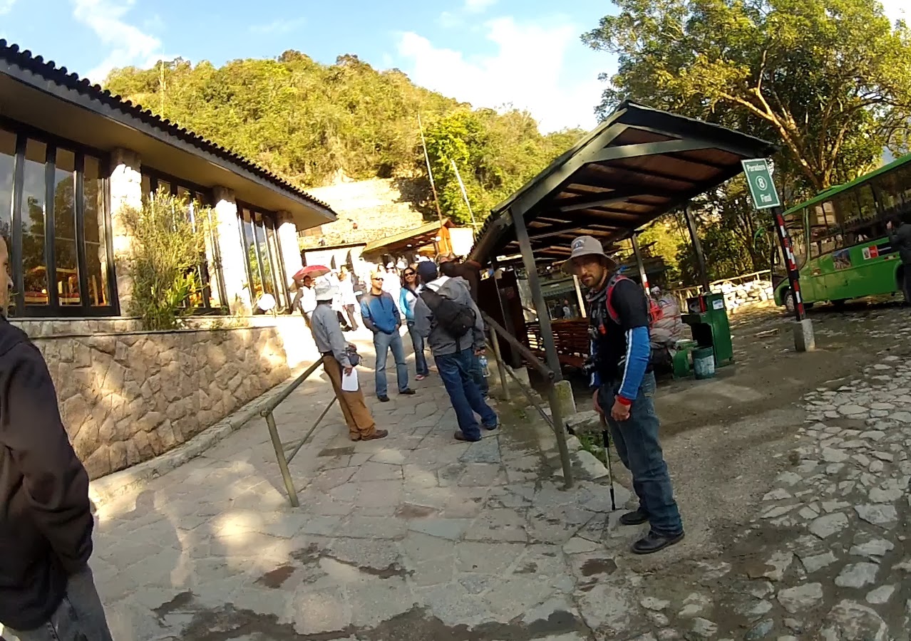 Entrando em Machu Picchu / Peru.