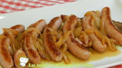 Receta fácil de salchichas a la cerveza