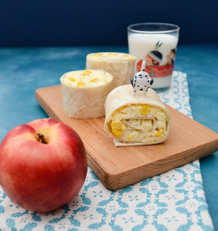 Cheese and sweetcorn pinwheel sandwich Cheese and sweetcorn pinwheel sandwich