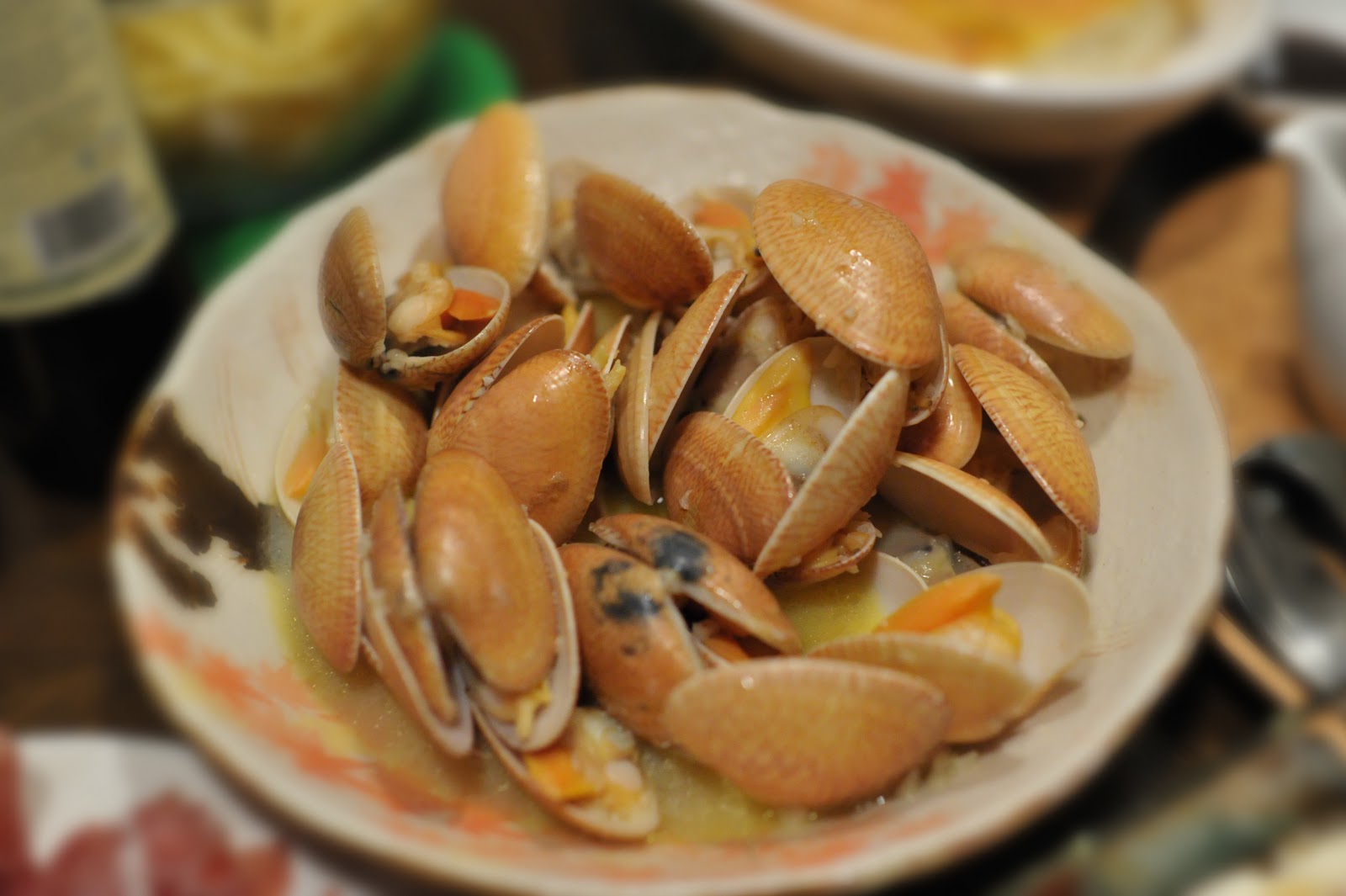 maryhokitchen Fresh Clams in Butter Garlic Sake Sauce