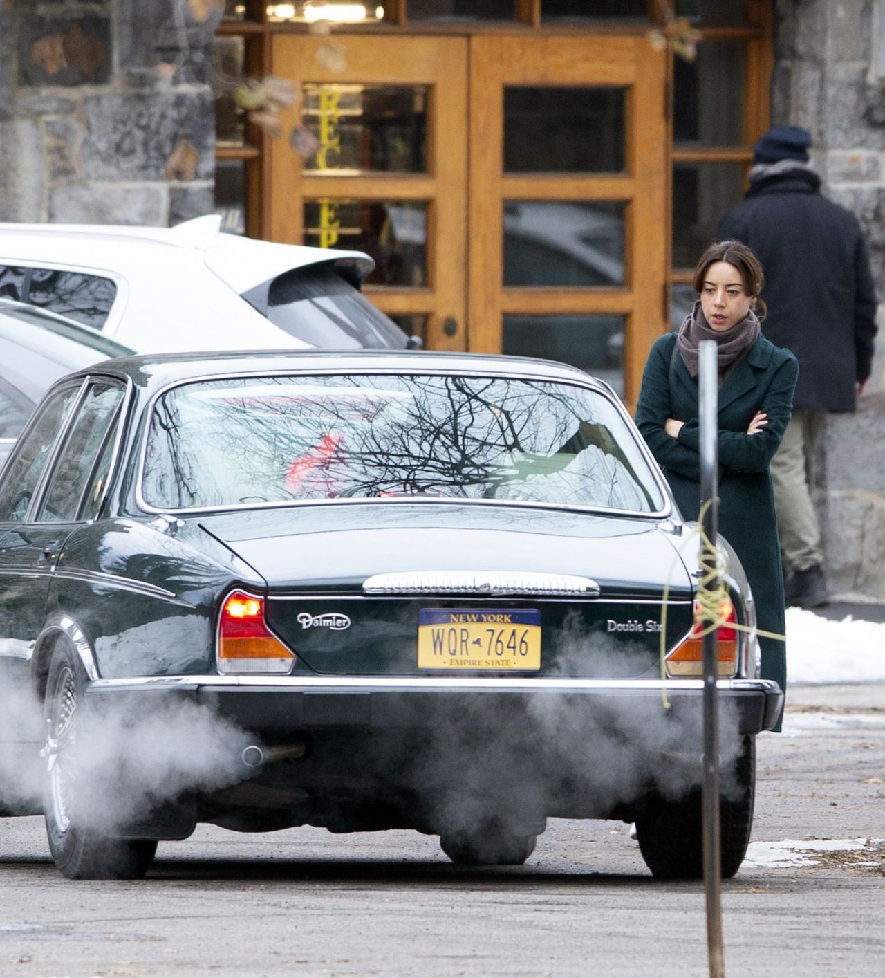 aubrey plaza best sellers set in montreal 11 26 2019 0 0 november 27 2019
