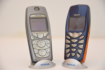 Vintage Gadget Collector: Nokia 3595