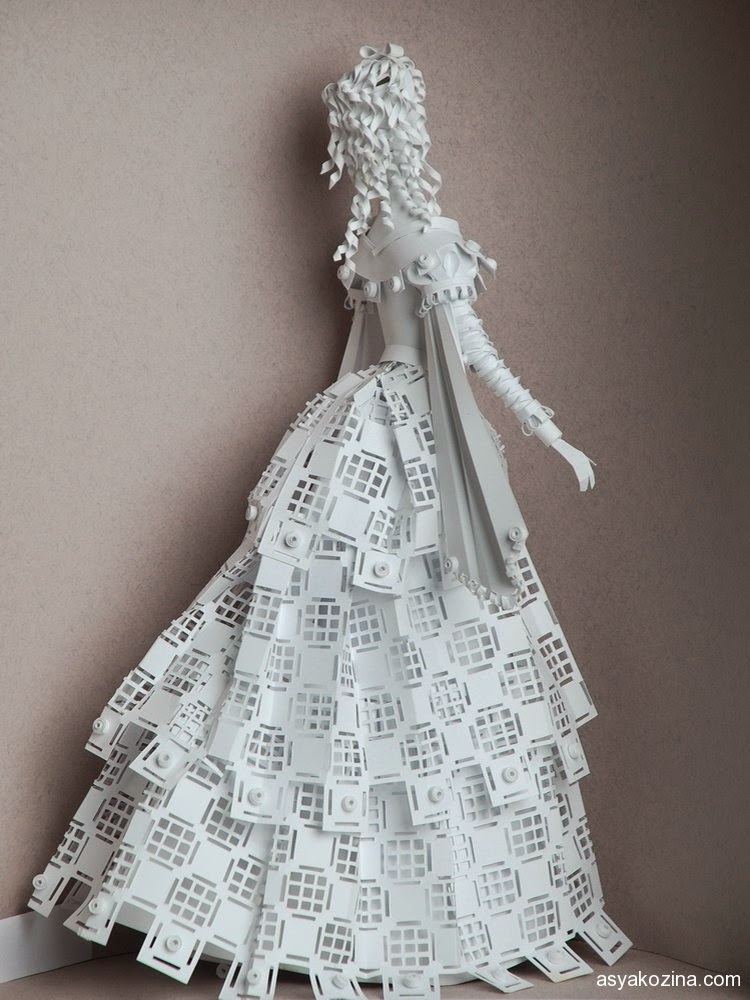 11-Paper-Historical-Dolls-Asya-Kozina-Paper-Clothing-and-Dolls-www-designstack-co