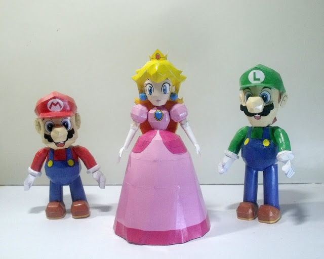 Titan Papercraft Princess Peach Papercraft