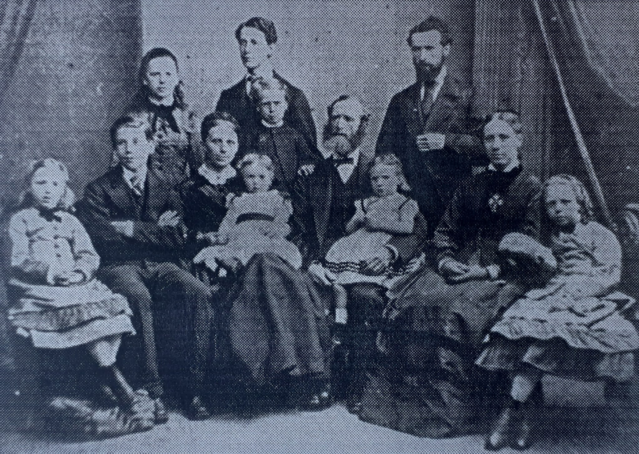 THE PIGOTT FAMILY OF QUEEN'S COUNTY, IRELAND; SOME ANCESTRAL
