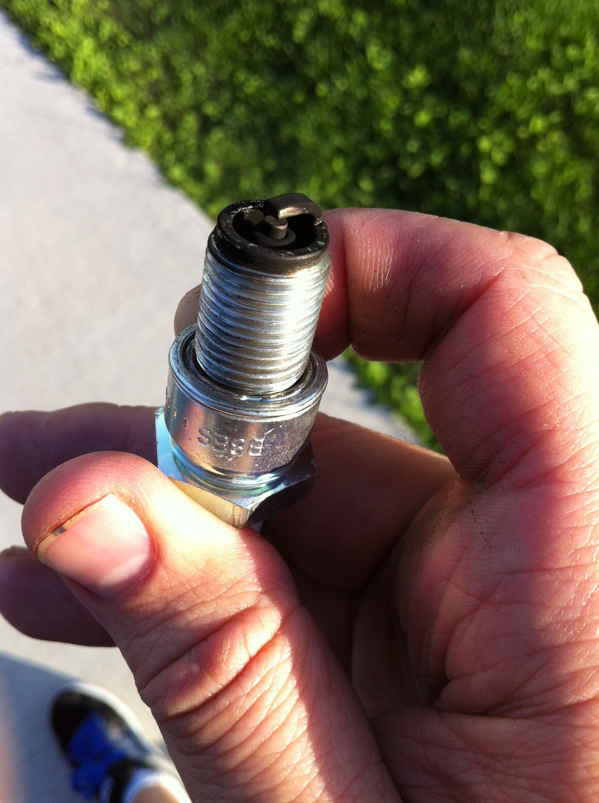 1979 Suzuki GS 425L Project: Quick Update (Fouled Spark Plug)