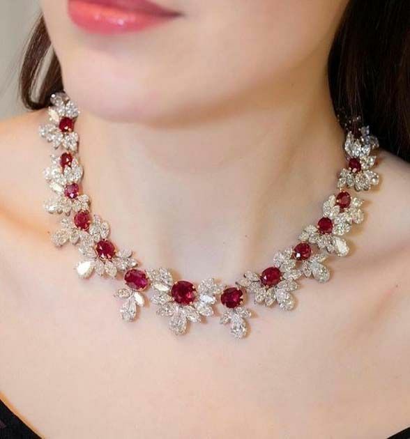 Ruby jewellery - Necklace