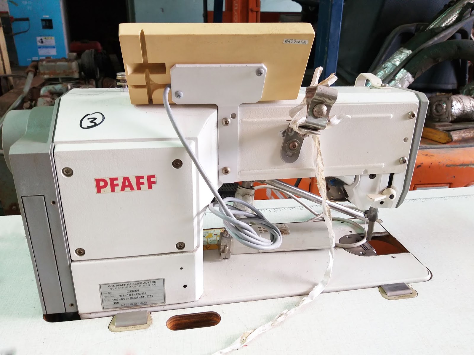 Products Pfaff 1183 Industrial Sewing Machine
