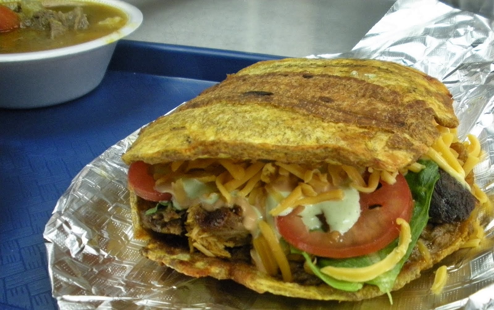 Henry's Patacon Patacones Arepas Tumbarranchos Yoyos y Pabellon para