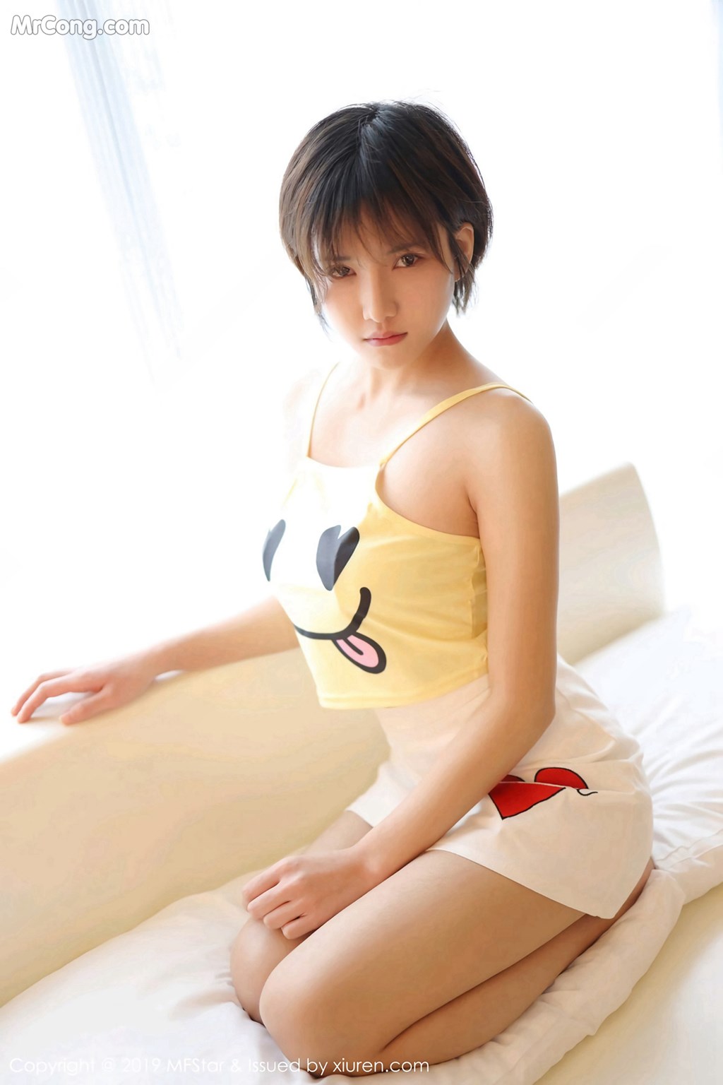 MFStar Vol.178: Model 小 姿 2002 (43 photos)