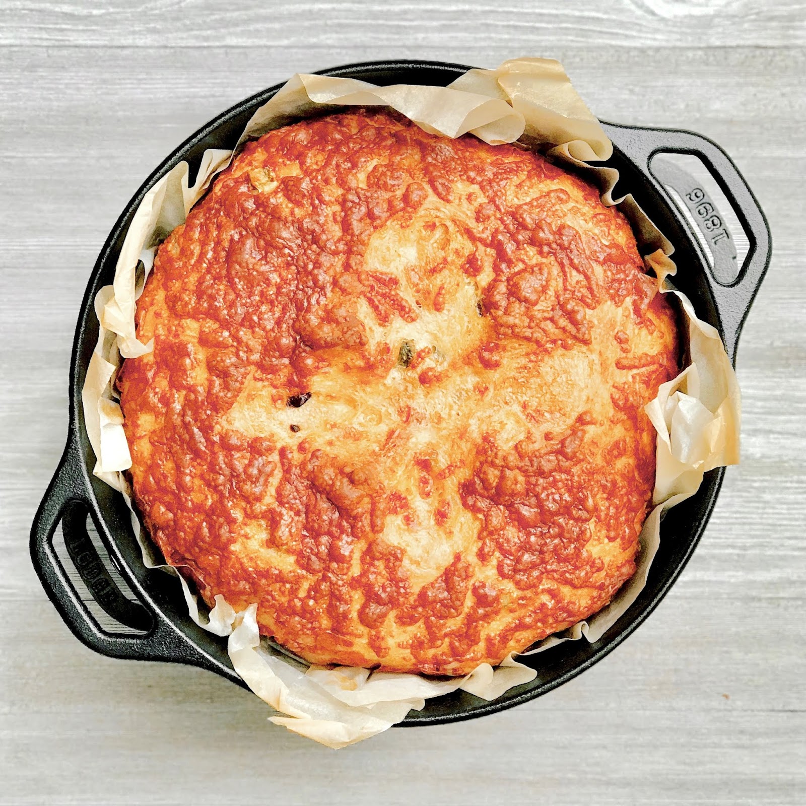 'Cause it's always delicious! Хляб с Халапеньо и Чедър / DutchOven