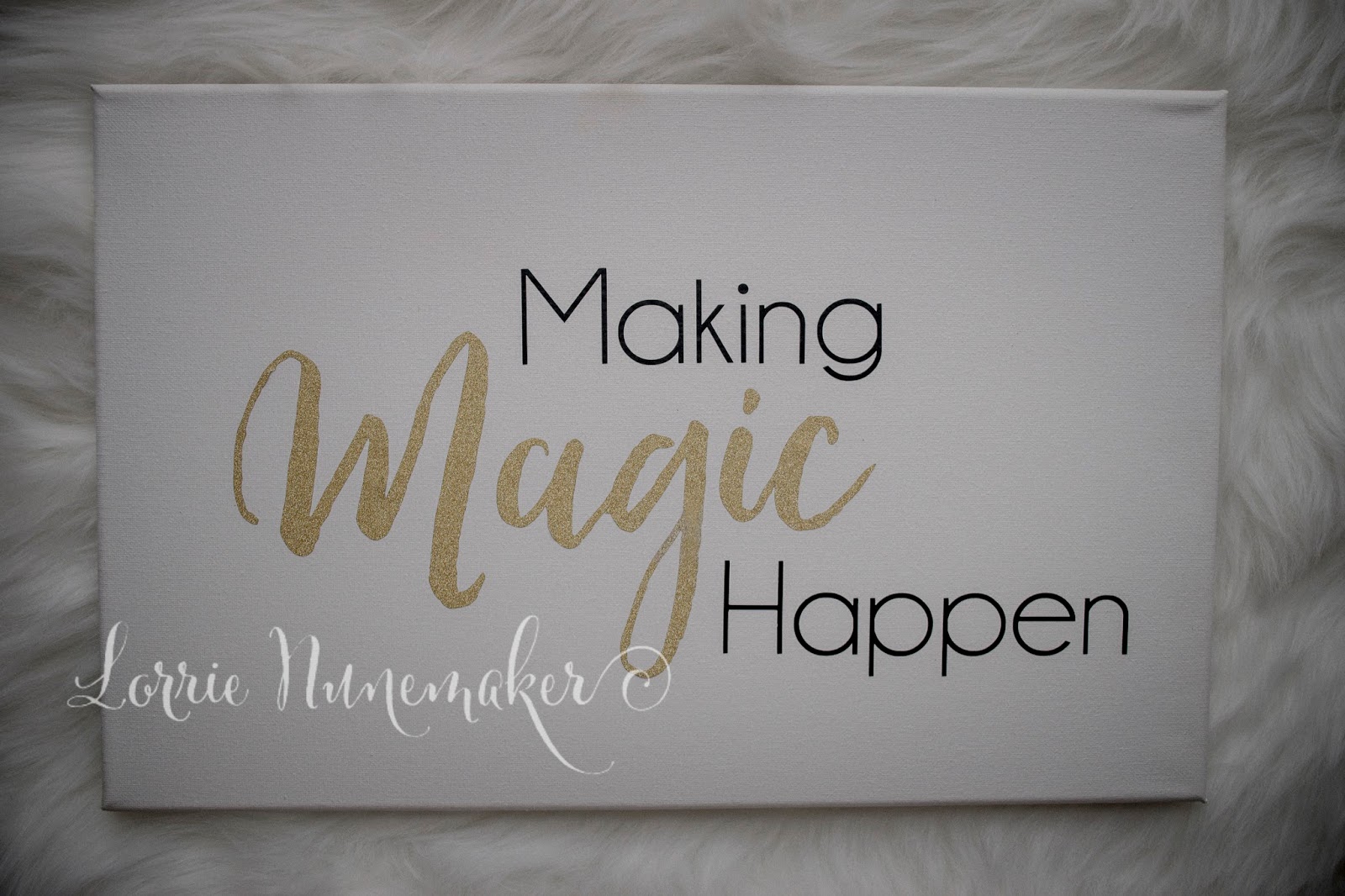 Lorrie's Story: Wall Art with Cricut Explore
