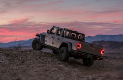 mojave jeep gladiator transmission standard