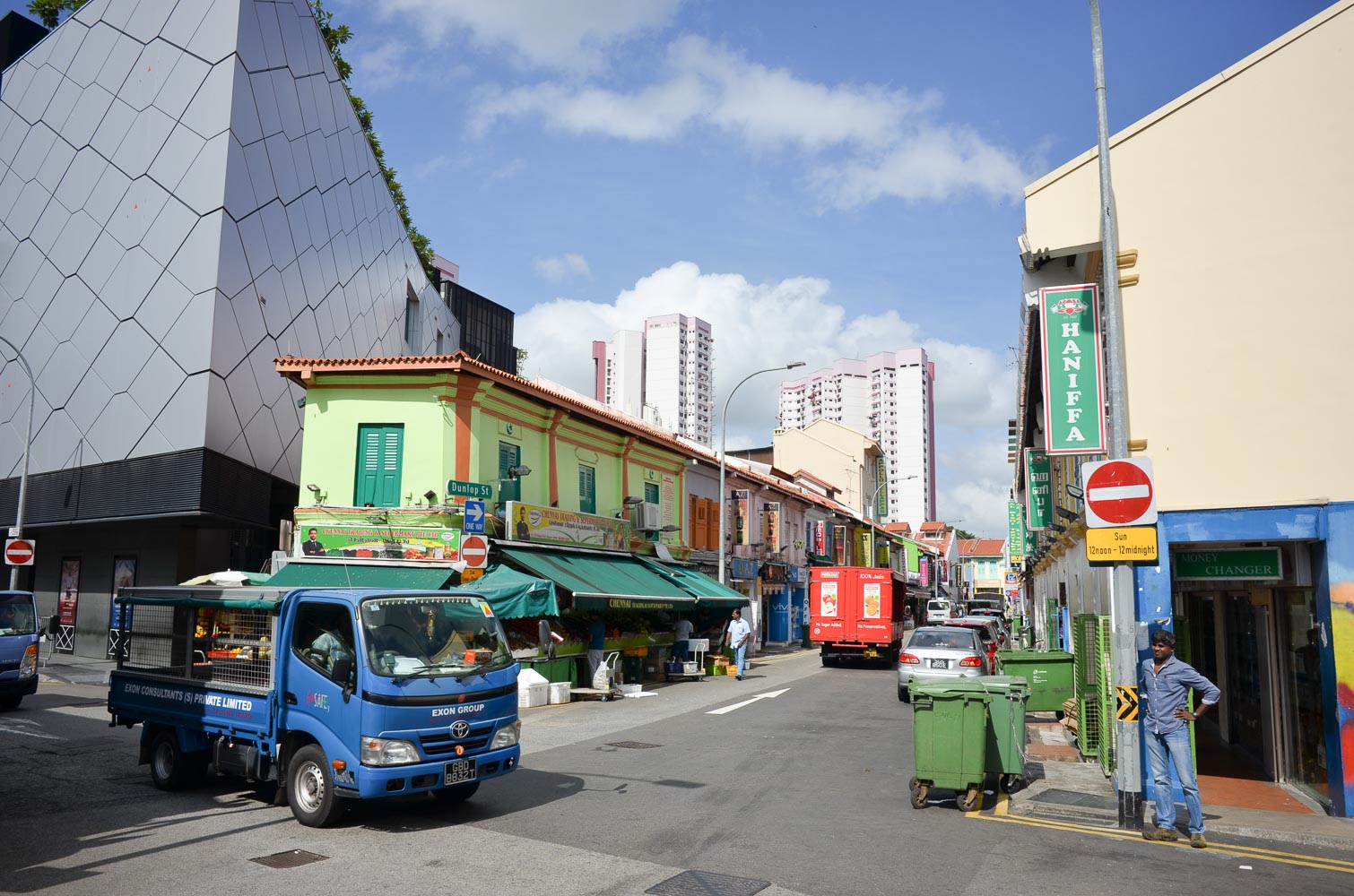 bukit tinggi money changer TiannataroOneal