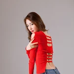 Eun Bin in hot red top and denim jeans Foto 7
