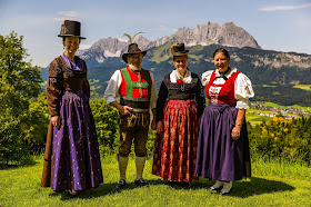 FolkCostume&Embroidery: Costumes of Tyrol