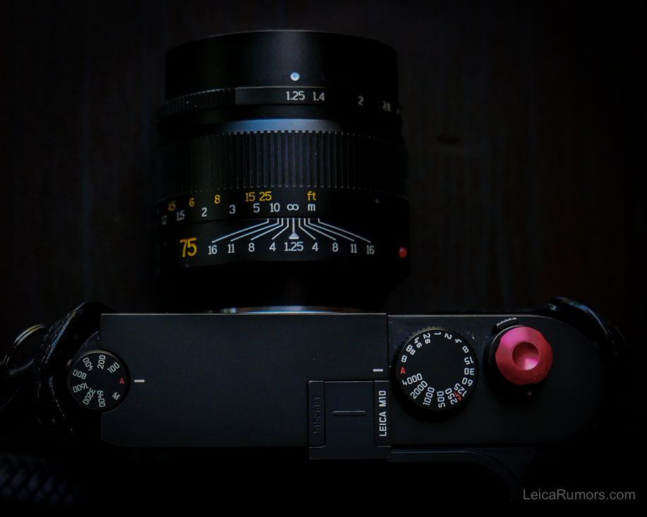 7artisans Photoelectric 75mm f/1.25 с камерой Leica