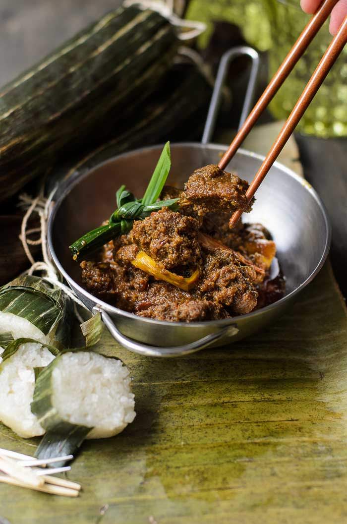 Authentic Beef Rendang recipe / Rendang Daging Asli - Lisa's Lemony Kitchen