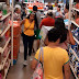 Supermercados hacen obligatorio el uso de cubrebocas