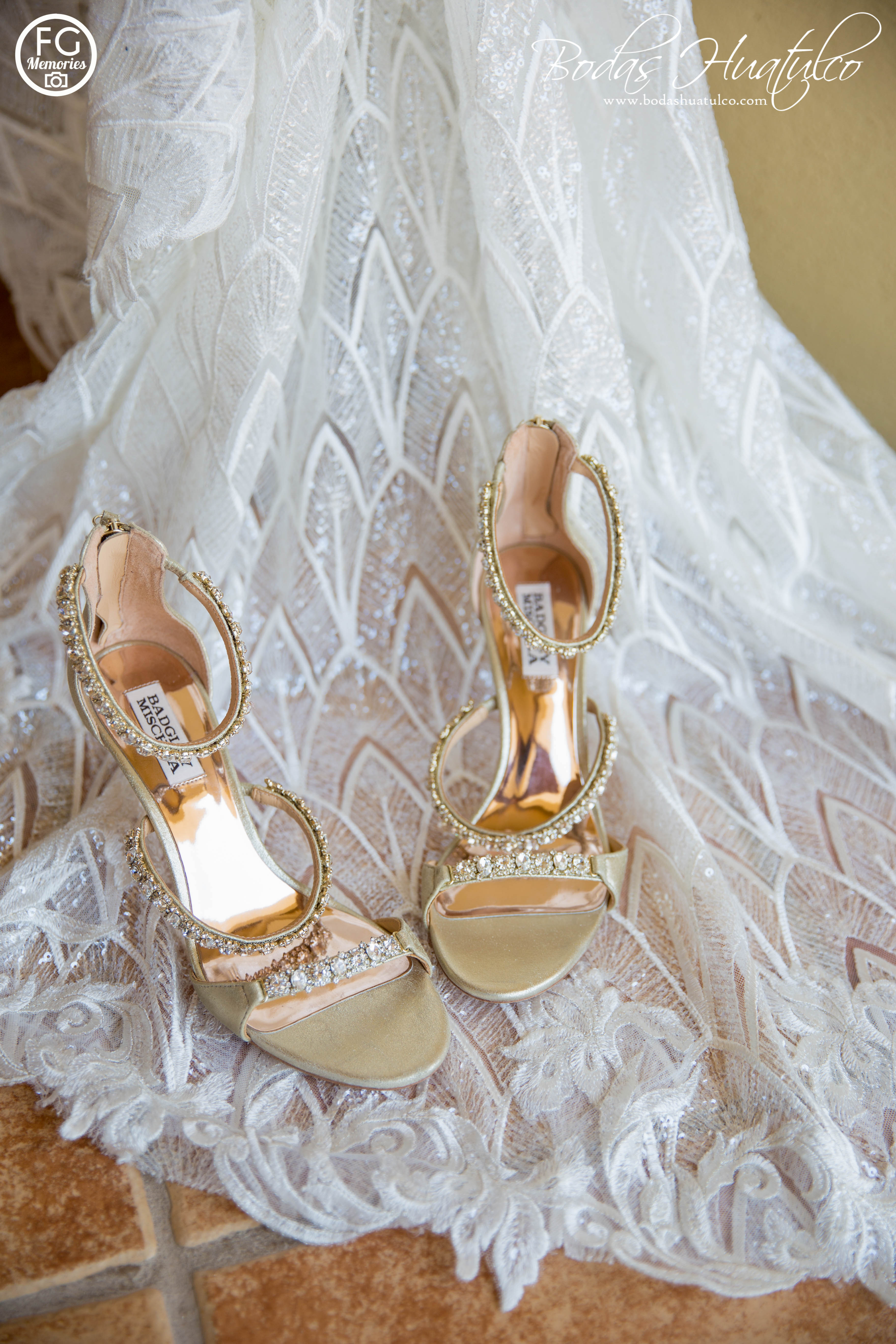 Boda en Playa: 8 de zapatos de novia. Tips de un Wedding Planner para Bodas en Playa- Bodas