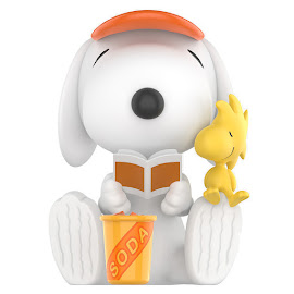 Pop Mart Comic Break Licensed Series Snoopy The Best Friends Series Figure