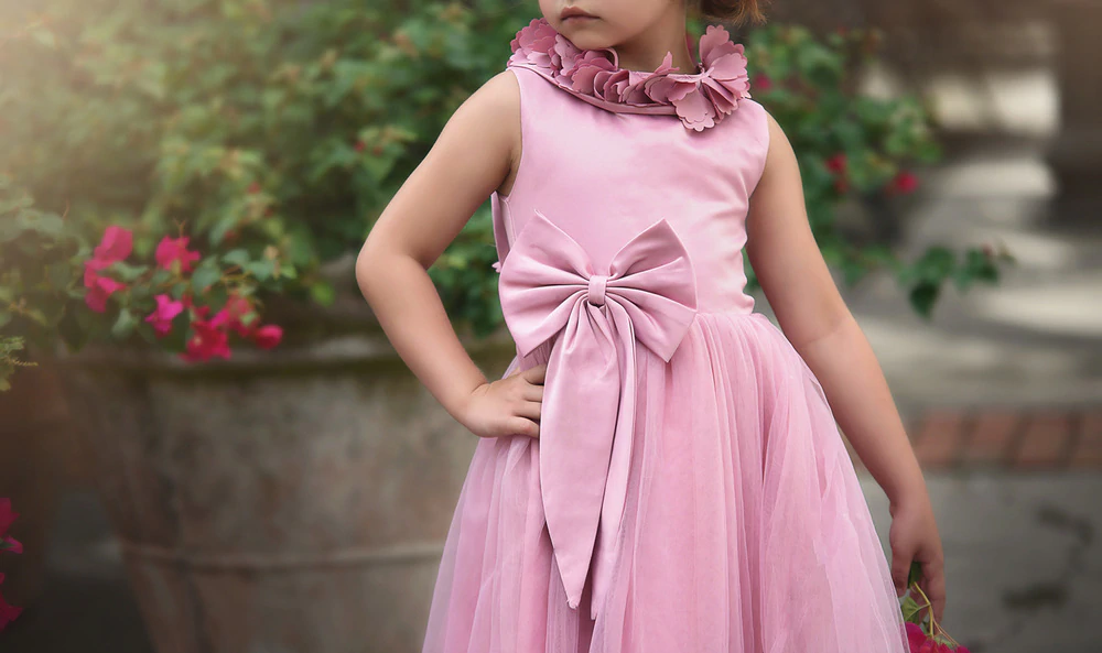 Where to Find Amazing Little Girl Wedding Dresses on a Small Budget ...