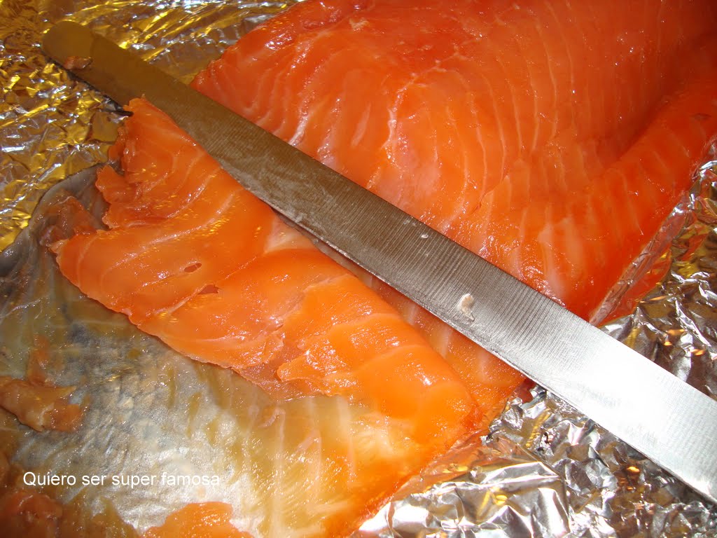  http://cosas-mias-y-demas.blogspot.com.es/2012/01/salmon-marinado-entrante-y-aperitivo.html#more