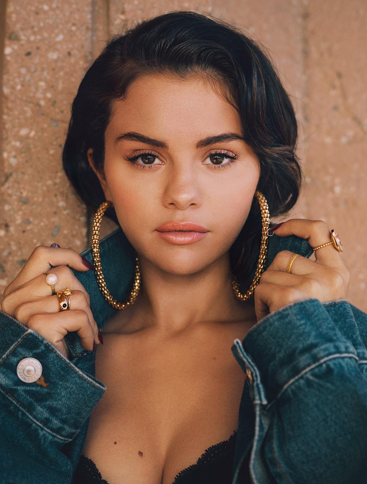 Selena Gomez Instagram Story October 31, 2020 – Star Style
