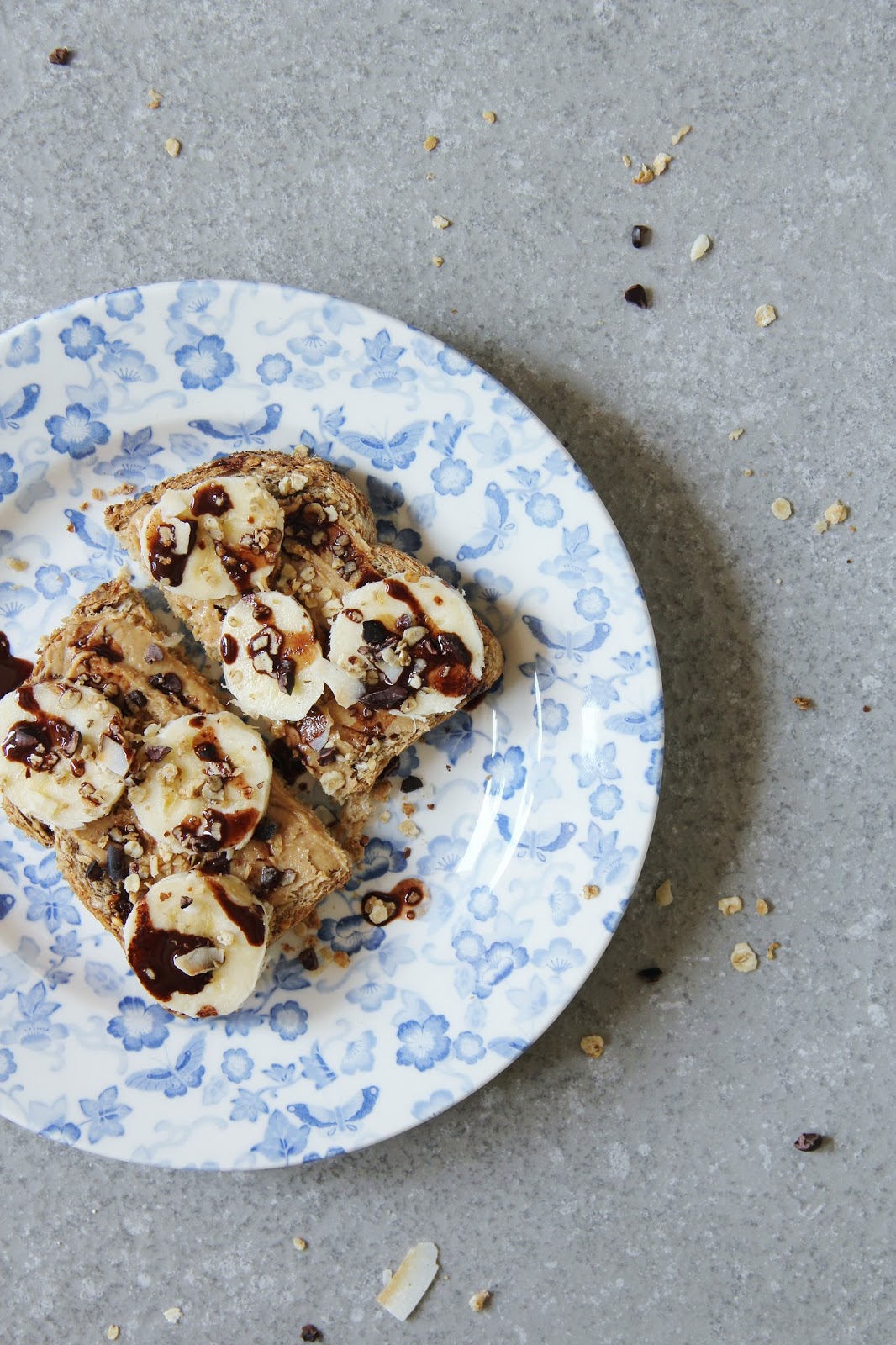 Healthy Peanut Butter, Cacao, Banana and Granola Toast with 'Chocolate