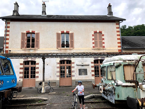 French Village Diaries cycling holiday Tour des Gorges de Haute Dordogne