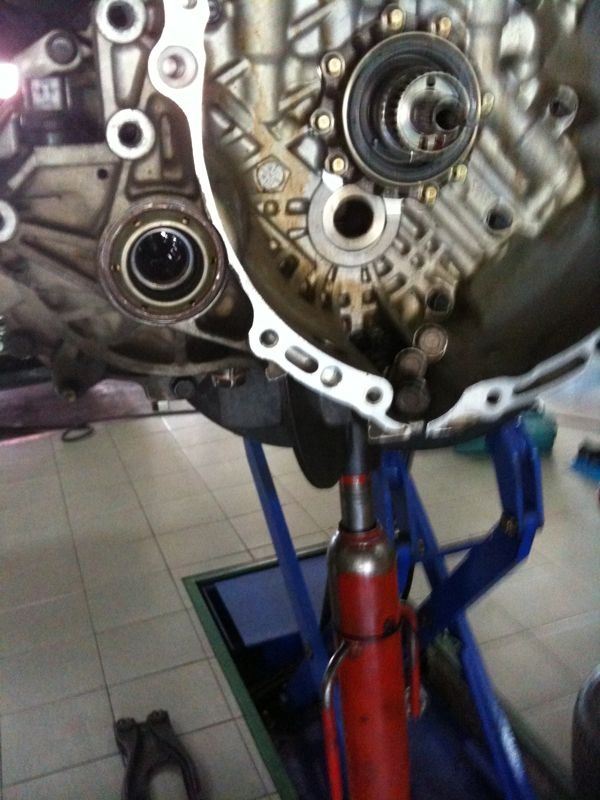 KIA SPECTRA Problems With Yr Spectra Auto Transmission (GEARBOX).