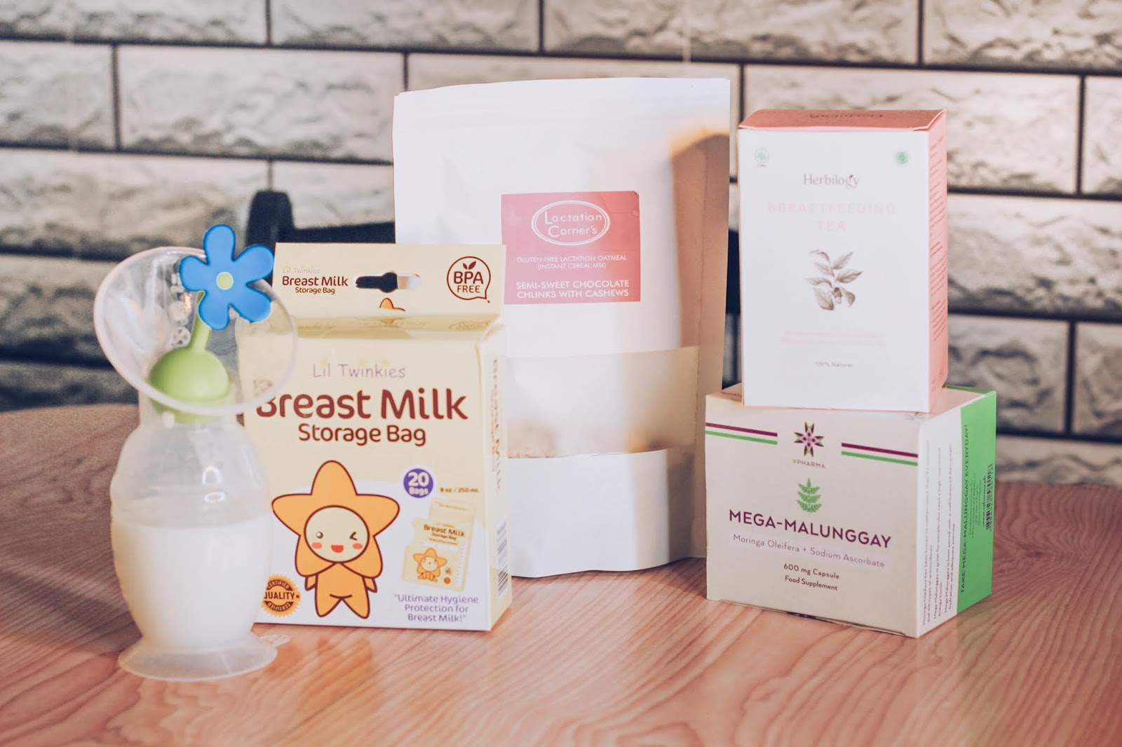 first time mom breastfeeding essentials