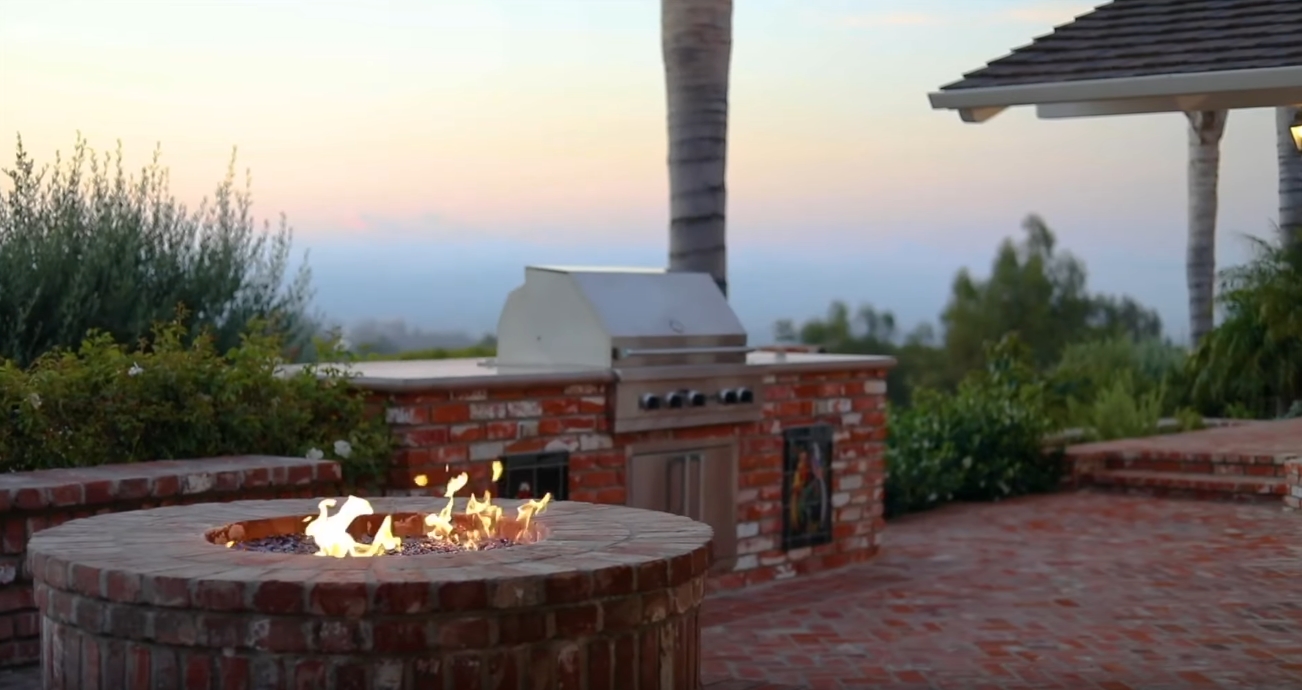 22 Photos vs. 35 Saddleback Rd, Rolling Hills, CA Mansion Interior Design Tour