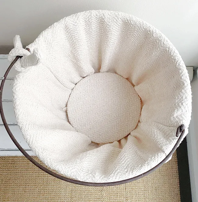 inside view of lined basket