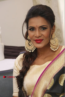 Tamil Actress Miss South India Meera Mithun Pos in Salwar Kameez at ‘ACE Salon & Spa' Launch  0001