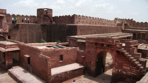 10 Best Places To Travel In Jaisalmer, India 10 Best Places To Travel In Jaisalmer, India