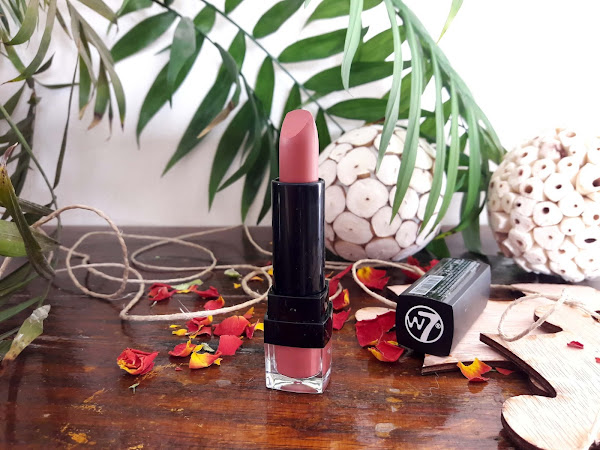 Lipstick of the month - W7 Mattenificent Lipstick in Lady Luck (Sep. 2017)