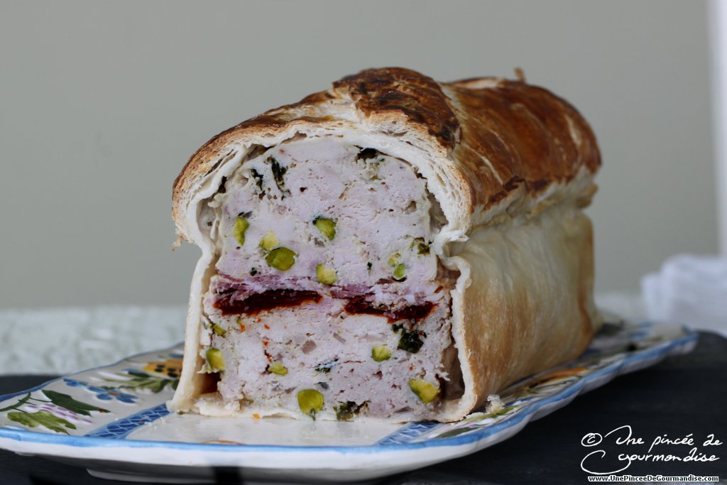 Pâté en croûte au veau et au poulet Une pincée de gourmandise