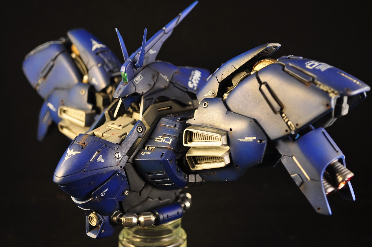 gundam dreams 1/100 MSN04 Sazabi Evolve Version 2.0 a little preview