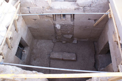 New Macedonian tomb unearthed in Pella