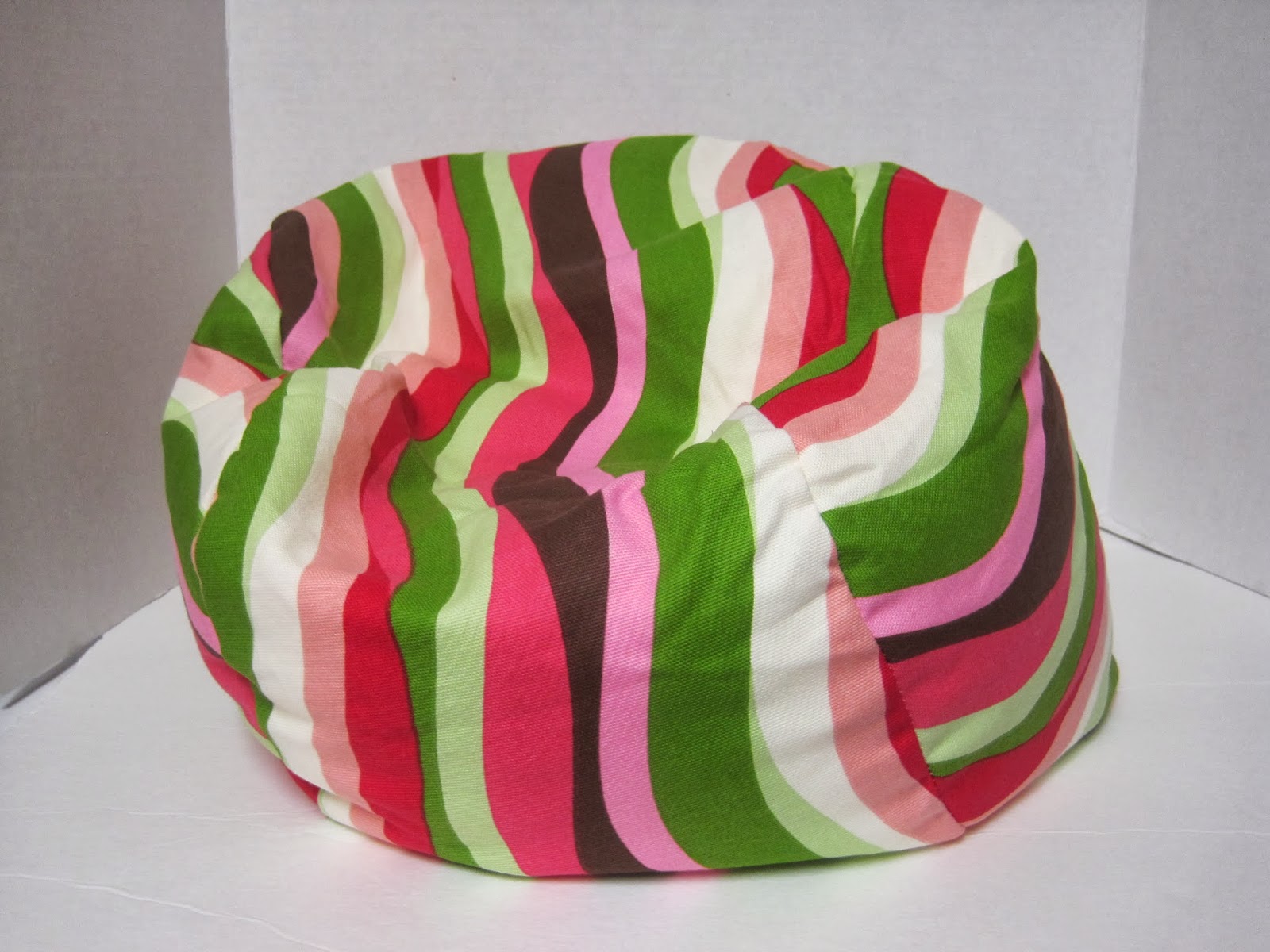 Never Grow Up A Mom's Guide to Dolls and More AHH! Bean Bag Chairs for Dolls Review