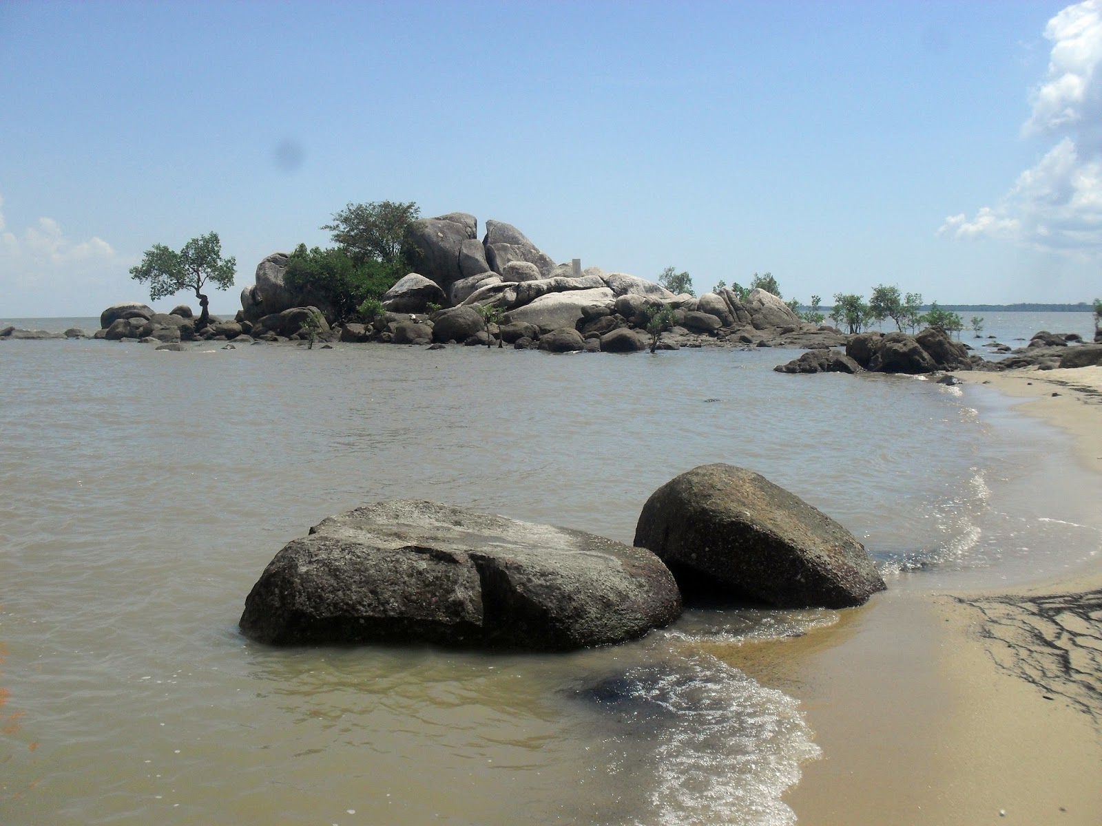 Kupu-kupu Baja: Lubuk Beach 3