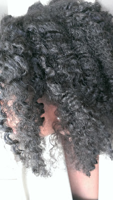 trimming natural hair