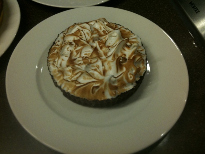 Neşeli Kekler Tart, Kiş ve Pie�lar Üzerine