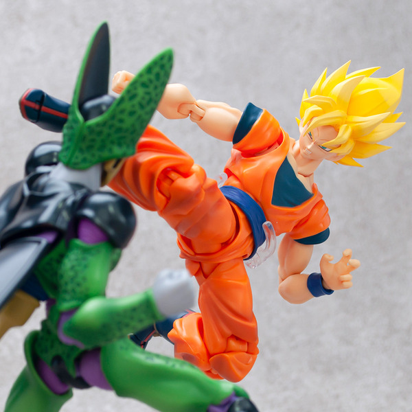 S.H.Figuarts Super Saiyan Full Power Son Goku